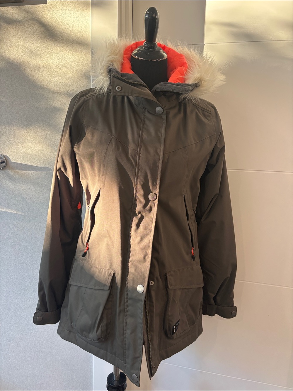 Nike Olive Green Ski winter Jacket with Neon Coral Lining
